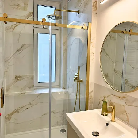 Апартаменти Sailor By Marina Old Town For 8 People, Free Parking! *